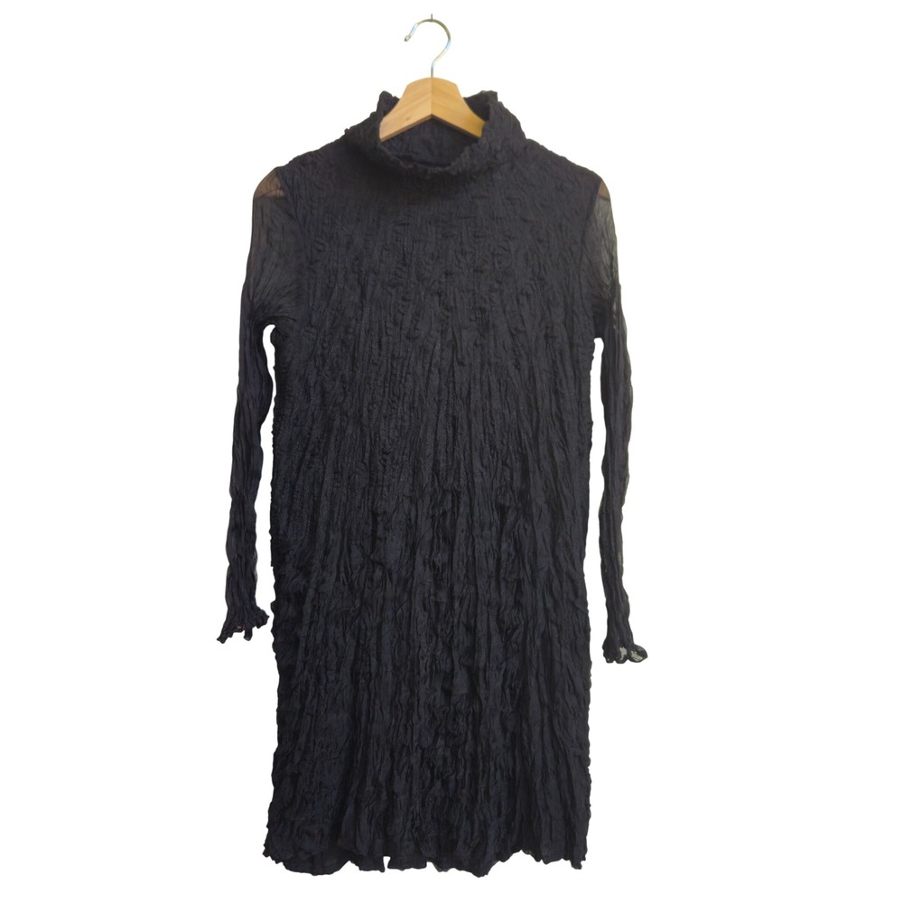 Black Crinkle Popcorn Mock Neck Shift Dress Size Small Witchy Whimsigoth LBD EUC